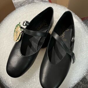 Black Leather Mary Jane Shoes NEW